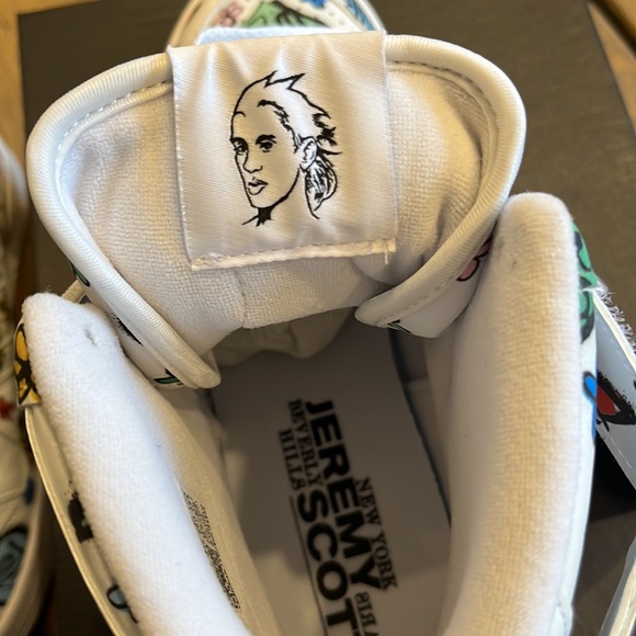 Limited Edition Jeremy Scott Forums - Picture 7 of 8